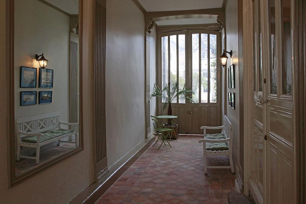 Les De Mathilde Angers